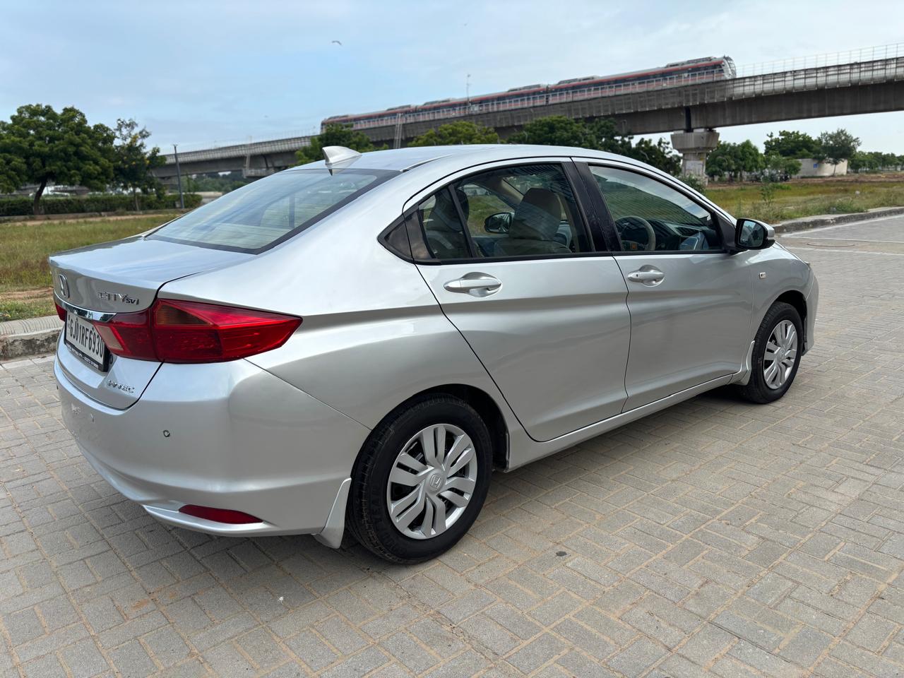 79b5e17f-85ff-479b-b118-10aab29934d1 (1) style='width:100%'