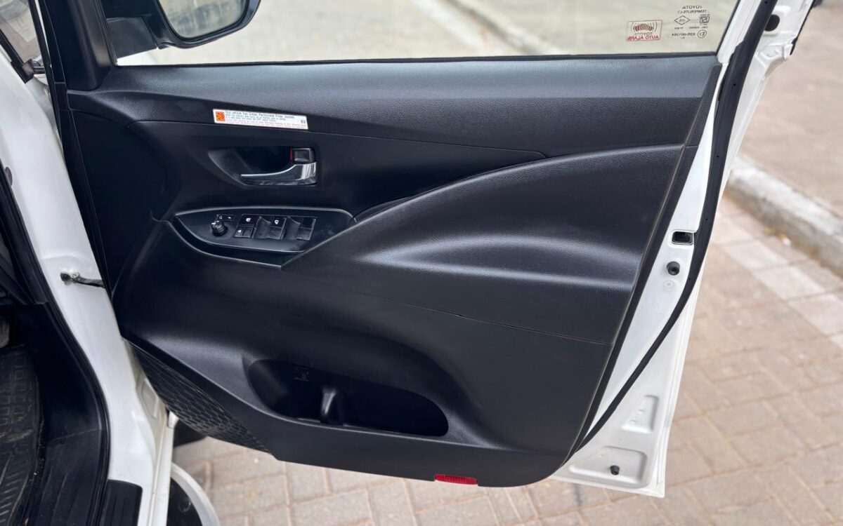 19b73376-aa8a-4dd0-bb8a-0558f5c476c4 style='width:100%'