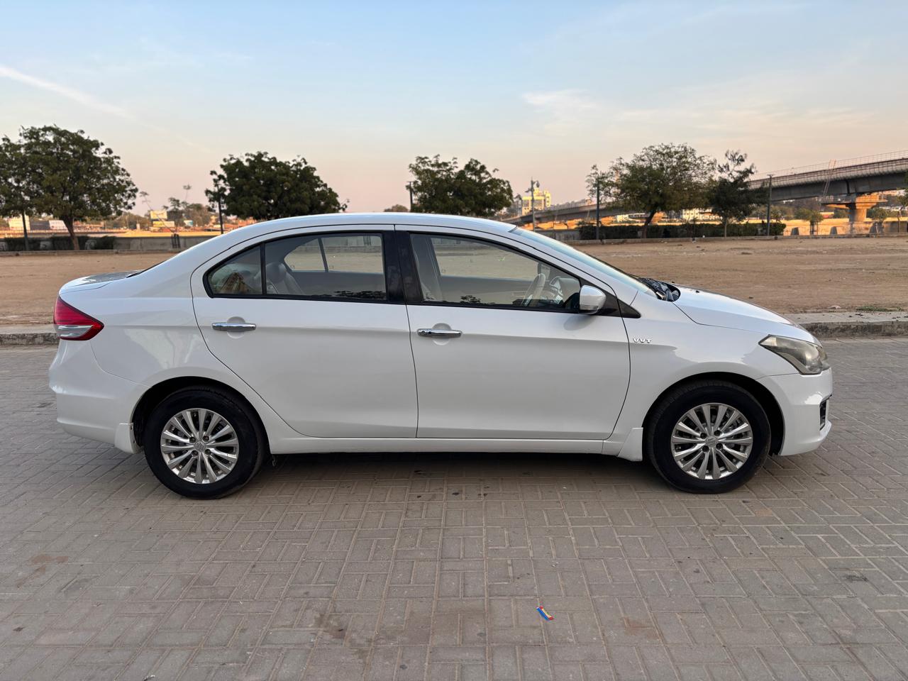 fcf98c2b-3690-457f-9928-e824e23b00c4 style='width:100%'