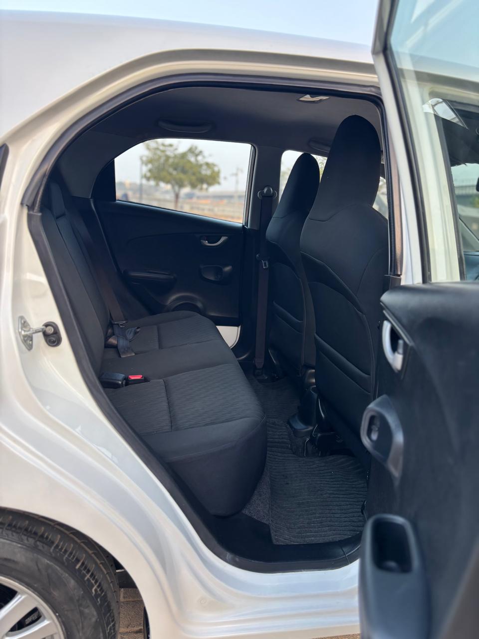 9c4a88ef-2622-43d3-aaf1-d476d5fe1f5e style='width:100%'