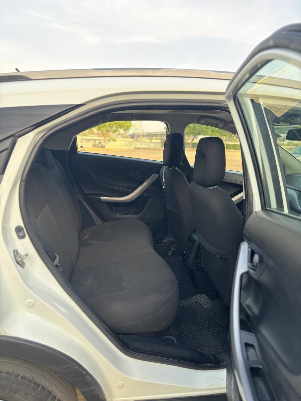 26bf7ccf-f8f9-42d7-96ec-6f3664318372 style='width:100%'