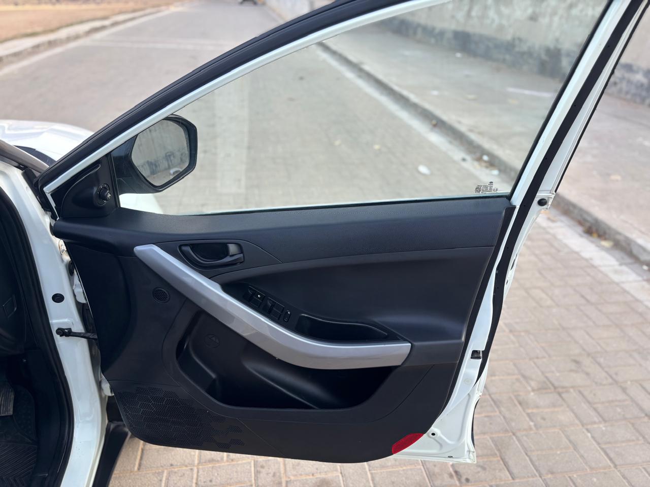 e2af35f2-402e-4db8-b694-b6af857c419d style='width:100%'