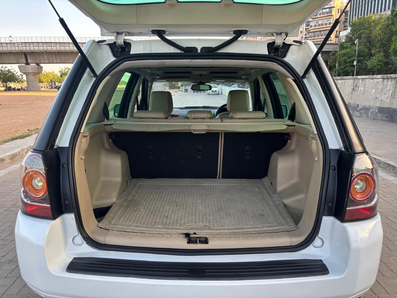 285b6e31-23a2-4116-b621-b09c52b62e7b style='width:100%'