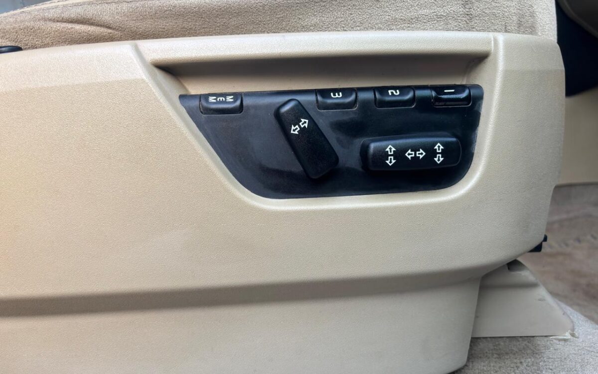 e4399385-63fb-42a5-8b5a-0b4b3dc12a97 style='width:100%'