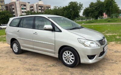 TOYOTA INNOVA 2.5 V 7 STR